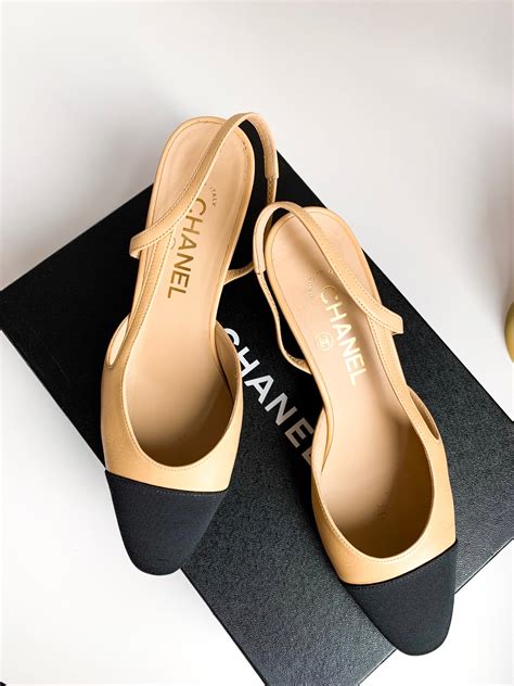 chanel slingback beige and black